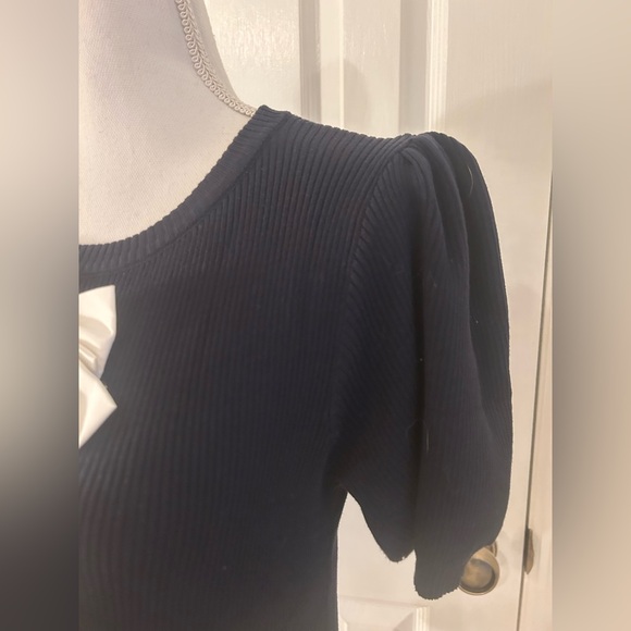 Voy Knit Top with Bow Embellishment NWOT! - Picture 8 of 12